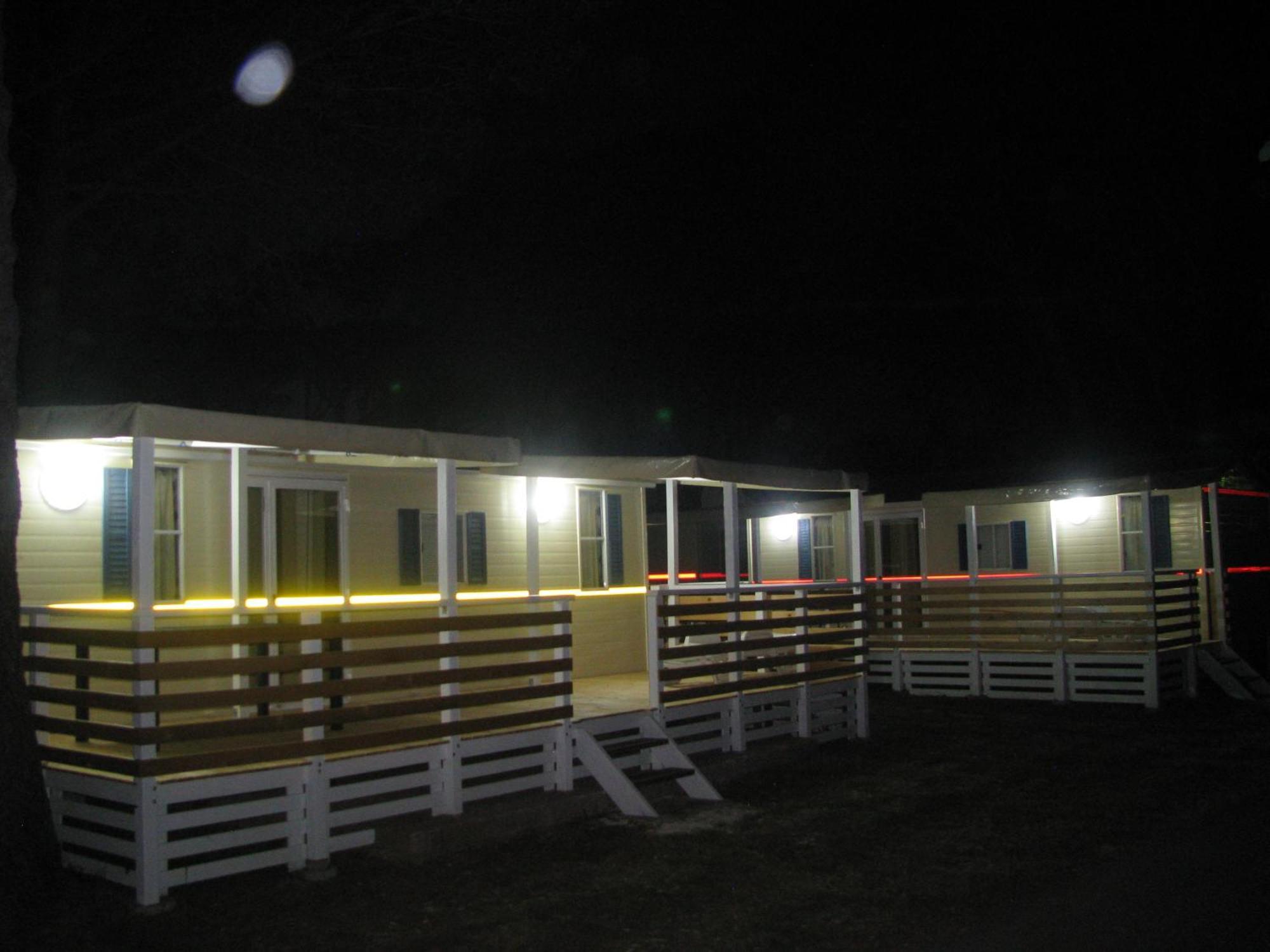 Plamar Mobile Homes Bi Village 法扎纳 外观 照片